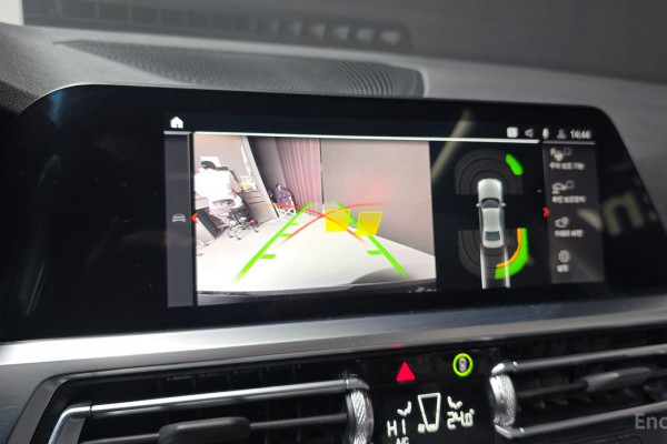 2022 BMW 3 серии с пробегом 33 111 км