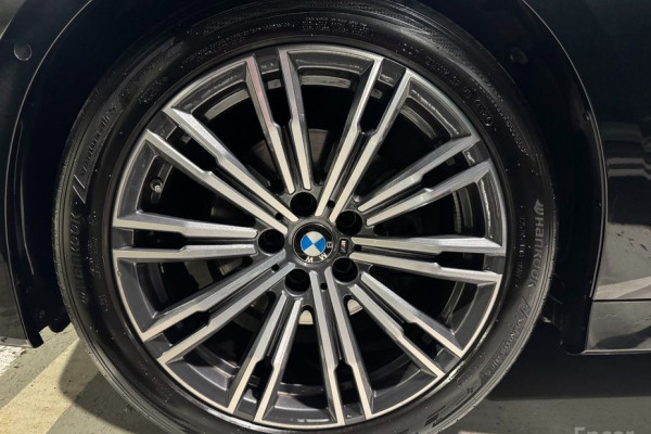 2021 BMW 3 серии с пробегом 67 038 км