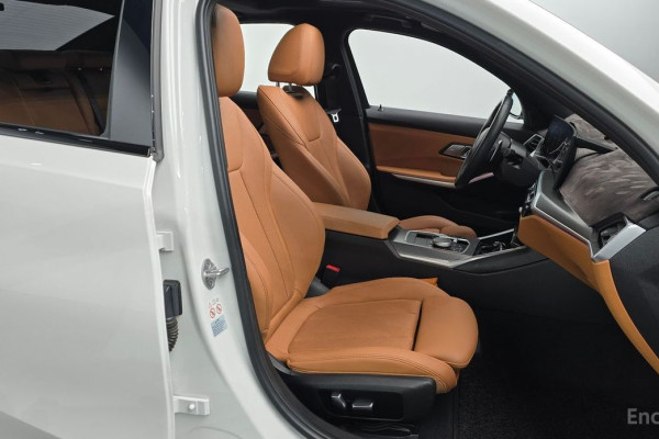 2023 BMW 3 серии с пробегом 38 647 км