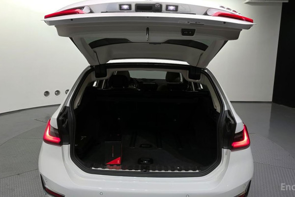 2021 BMW 3 серии с пробегом 46 303 км