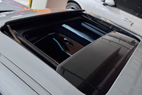 2023 BMW 3 серии с пробегом 28 312 км