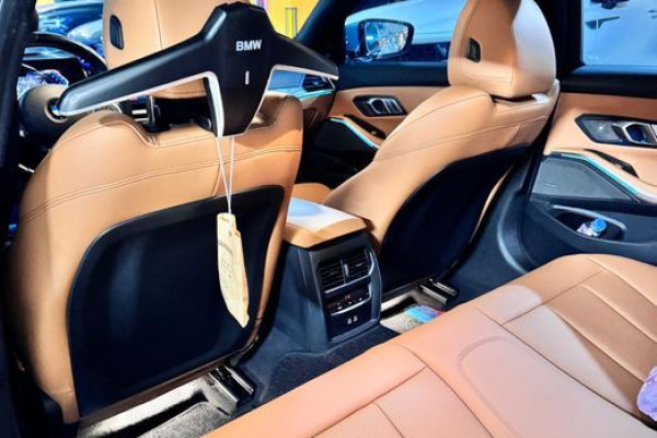 2023 BMW 3 серии с пробегом 28 312 км