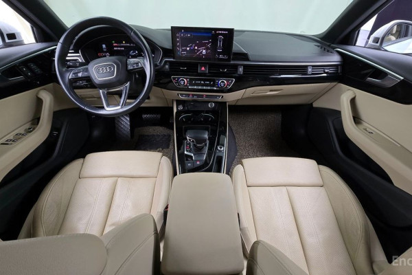 2021 Audi A4 с пробегом 68 954 км