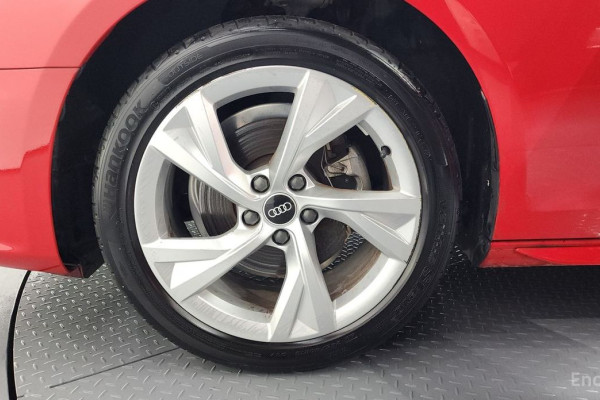 2021 Audi A4 с пробегом 21 758 км