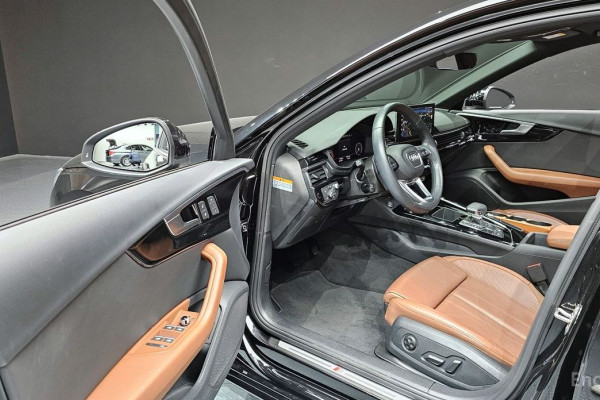 2021 Audi A4 с пробегом 31 543 км