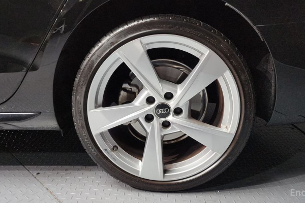 2022 Audi A4 с пробегом 25 583 км