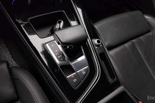 2022 Audi A4 с пробегом 25 583 км