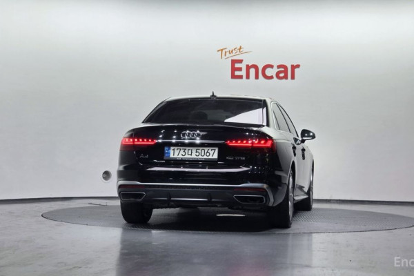 2021 Audi A4 с пробегом 62 530 км