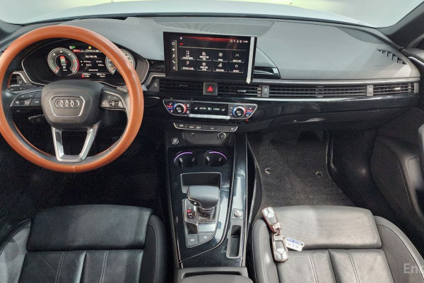 2022 Audi A4 с пробегом 67 603 км