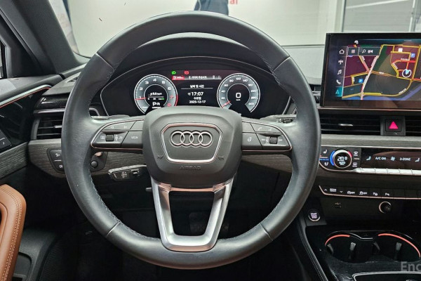 2023 Audi A4 с пробегом 23 463 км