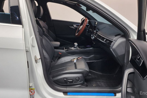 2022 Audi A4 с пробегом 67 603 км