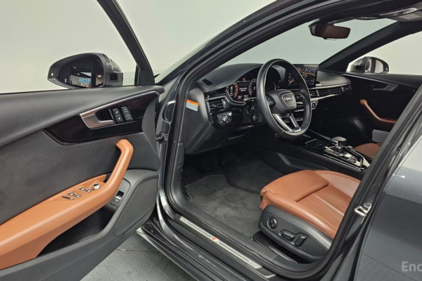 2022 Audi A4 с пробегом 69 415 км