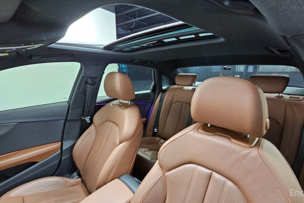 2023 Audi A4 с пробегом 48 293 км