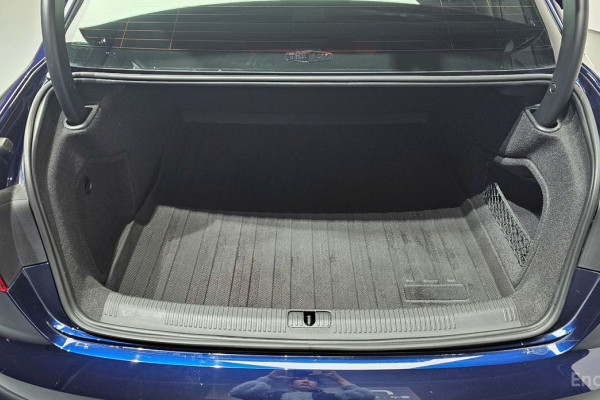 2021 Audi A4 с пробегом 29 234 км