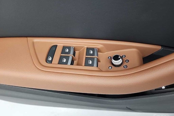 2022 Audi A4 с пробегом 15 364 км