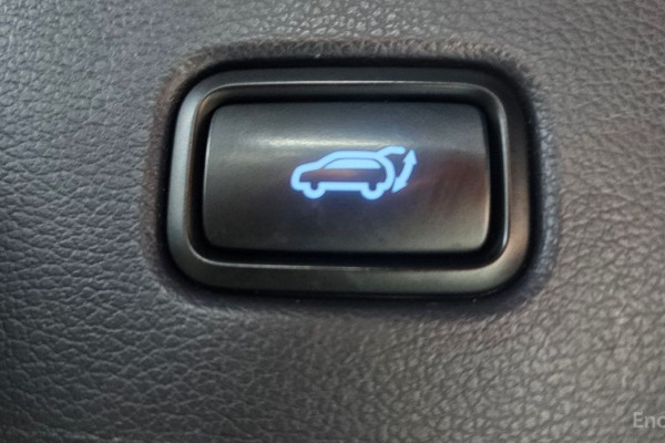 2024 Hyundai Palisade с пробегом 25 337 км