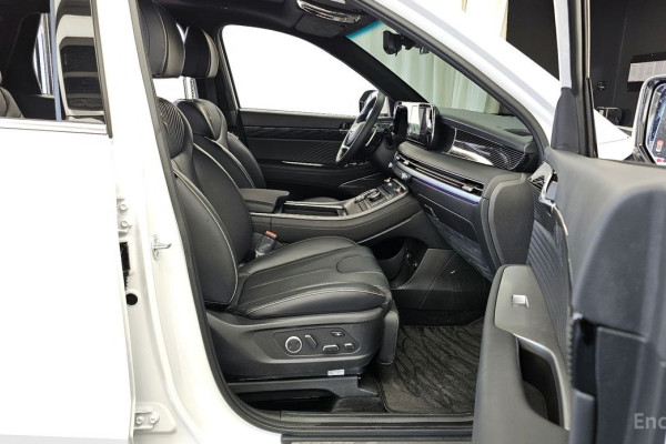 2023 Hyundai Palisade с пробегом 9 734 км