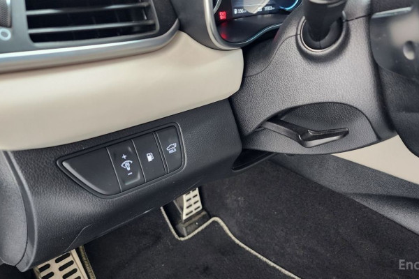 2022 Genesis G70 с пробегом 35 933 км