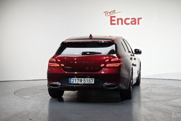 2023 Genesis G70 с пробегом 17 304 км