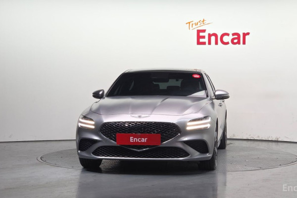 2024 Genesis G70 с пробегом 18 998 км
