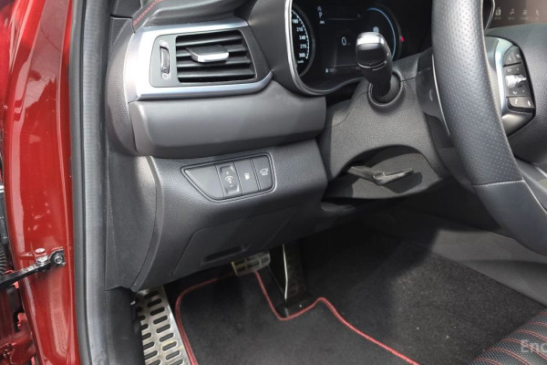 2023 Genesis G70 с пробегом 17 304 км