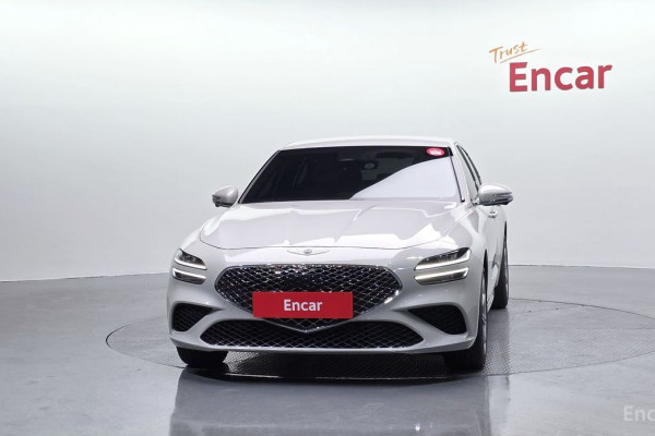 2024 Genesis G70 с пробегом 18 309 км