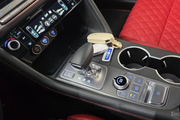 2024 Genesis G70 с пробегом 18 998 км