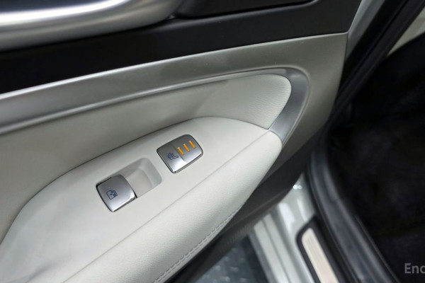 2024 Genesis G70 с пробегом 18 309 км