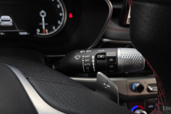 2024 Genesis G70 с пробегом 18 998 км