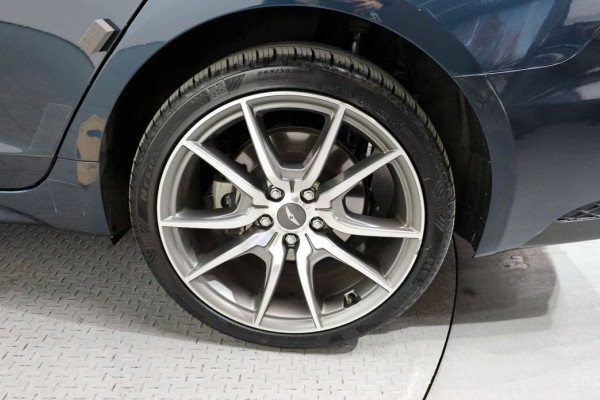 2022 Genesis G70 с пробегом 81 584 км