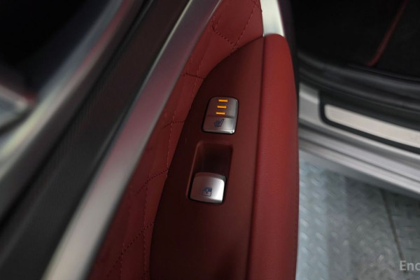 2024 Genesis G70 с пробегом 18 998 км