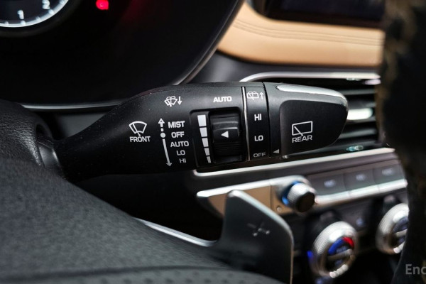 2022 Genesis G70 с пробегом 81 584 км