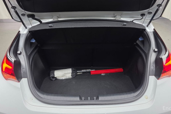 2021 Hyundai Veloster с пробегом 77 182 км