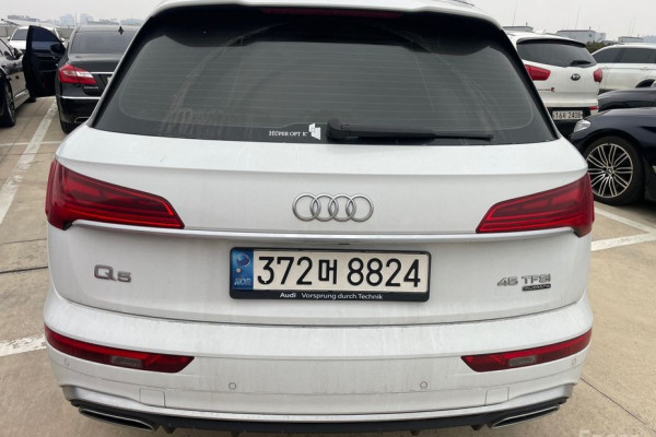 2021 Audi Q5 с пробегом 75 244 км