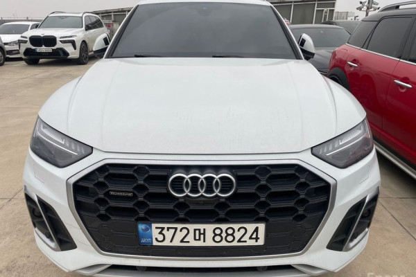 2021 Audi Q5 с пробегом 75 244 км