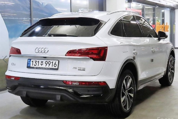 2022 Audi Q5 с пробегом 71 132 км