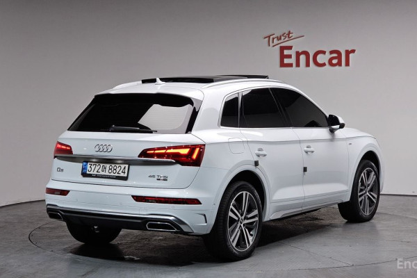 2021 Audi Q5 с пробегом 75 248 км