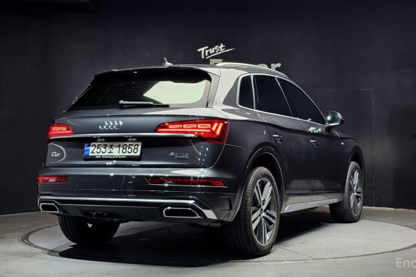2023 Audi Q5 с пробегом 39 661 км