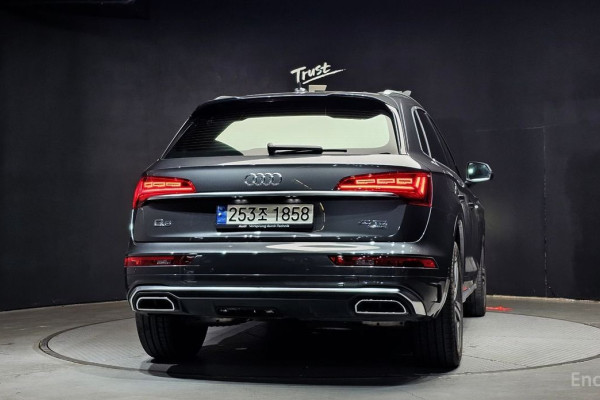 2023 Audi Q5 с пробегом 39 661 км