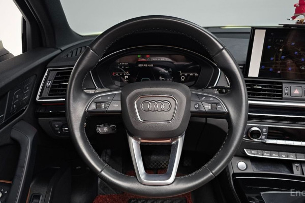 2021 Audi Q5 с пробегом 75 248 км