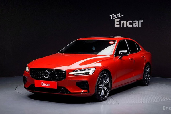 2022 Volvo S60 с пробегом 49 656 км