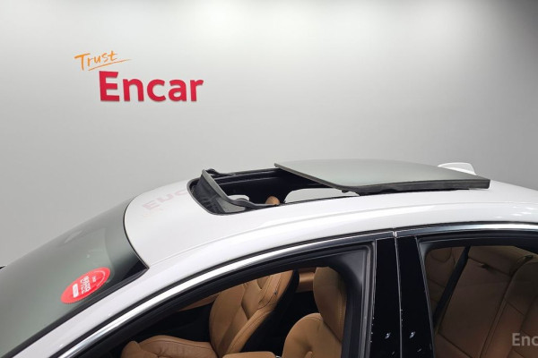 2023 Volvo S60 с пробегом 37 054 км