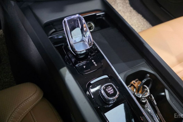 2023 Volvo S60 с пробегом 120 855 км