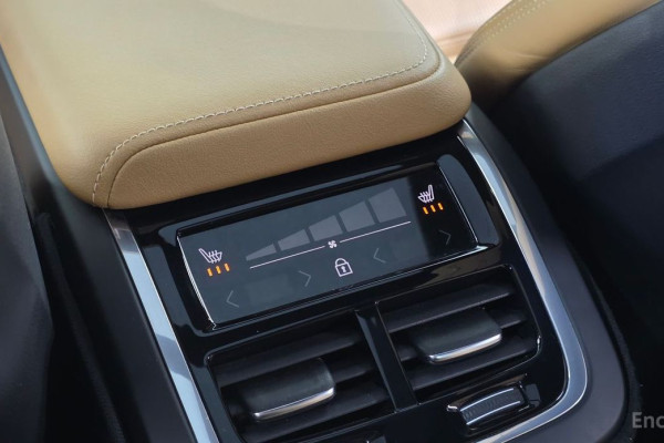 2023 Volvo S60 с пробегом 47 506 км