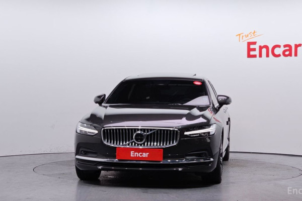 2022 Volvo S90 с пробегом 41 806 км