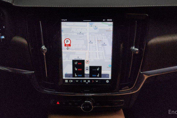 2022 Volvo S90 с пробегом 32 301 км