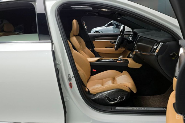 2023 Volvo S90 с пробегом 87 591 км
