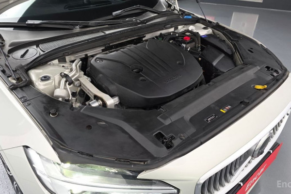 2021 Volvo S90 с пробегом 53 949 км