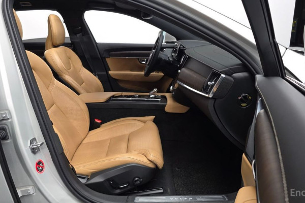 2021 Volvo S90 с пробегом 53 949 км