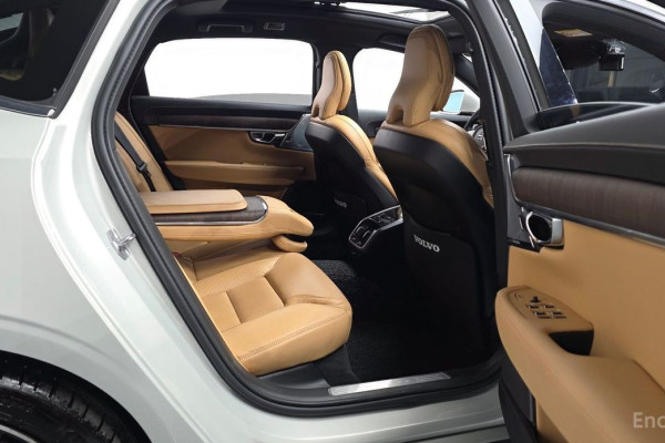 2021 Volvo S90 с пробегом 53 949 км
